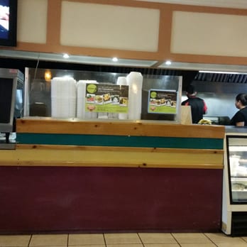 Su Pollo Restaurant - Front desk - Peruvian Near Me - Alexandria, Virginia