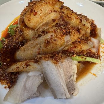 Zhengzhou Noodles - Fatty Pork with Garlic Sauce - Chinese Near Me - Flushing, New York Zhengzhou Noodles - Fatty Pork with Garlic Sauce - Chinese Near Me - Flushing, New York