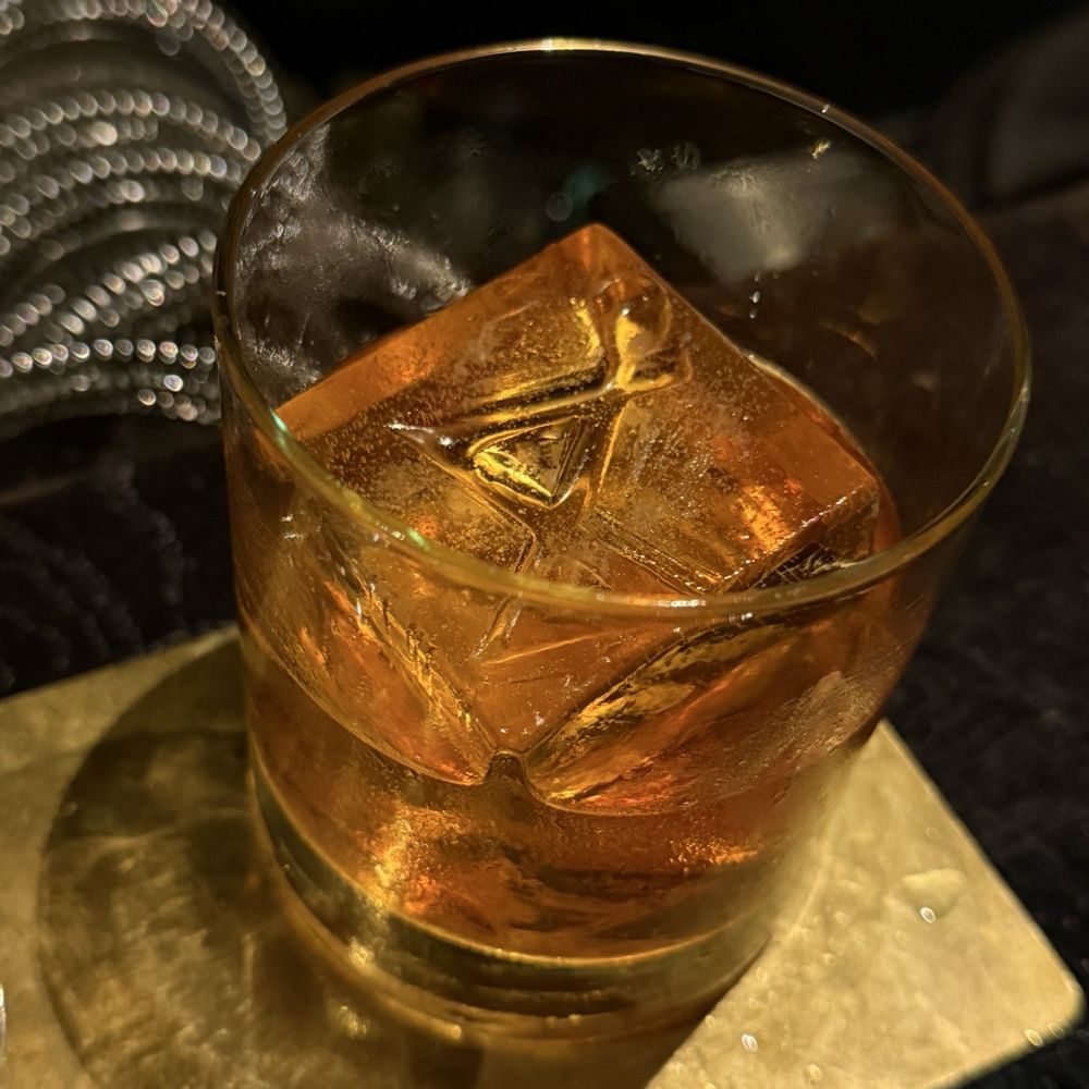 Jigger & Spoon - Old fashioned - Cocktail Bars Near Me - Stuttgart, BW