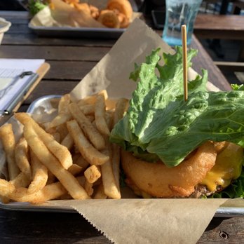 INC 82 Brewing - Lettuce wrapped impossible burger - Breweries Near Me - Dublin, California
