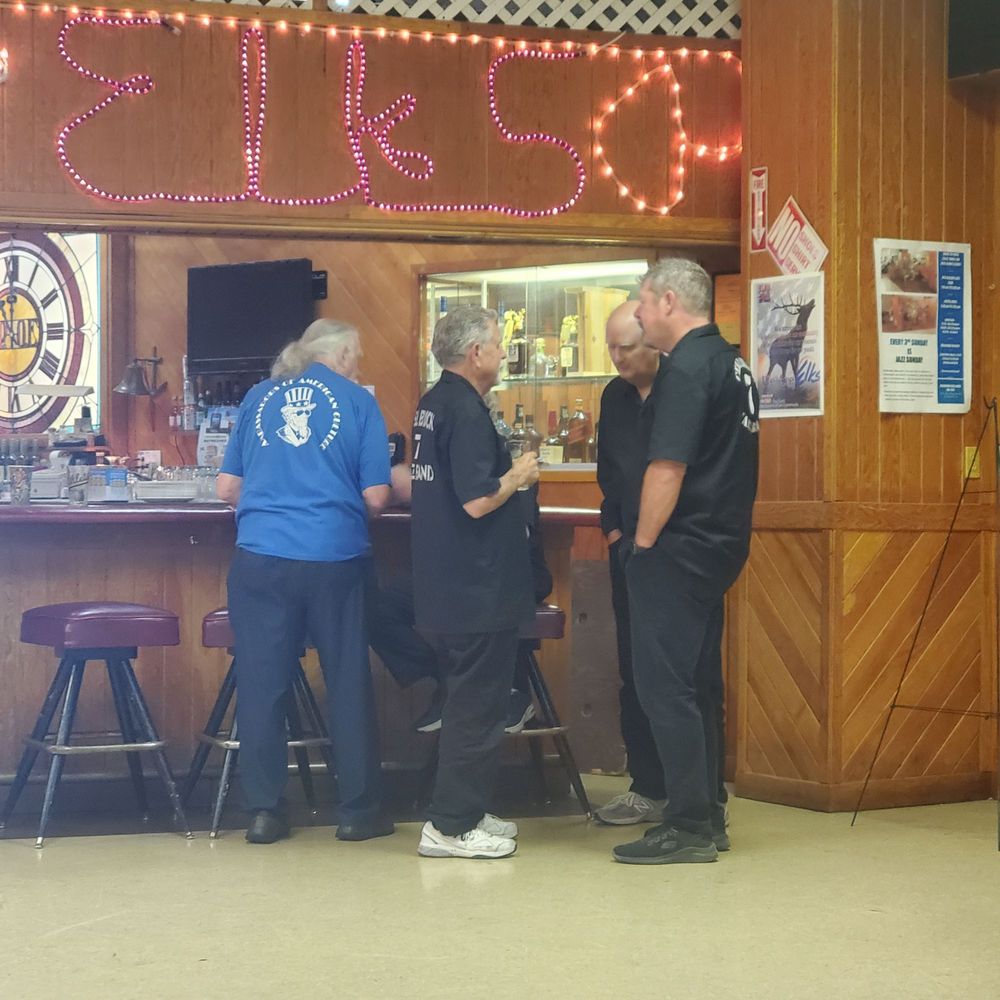 RICHMOND ELKS LODGE AND EL SOBRANTE BANQUET FACILITY Updated September 2024 14 Photos 3931