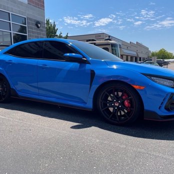 Ray Band Mobile Window Tinting - Tinted 4 door Sedan - Car Window Tinting Near Me Ray Band Mobile Window Tinting - Tinted 4 door Sedan - Car Window Tinting Near Me