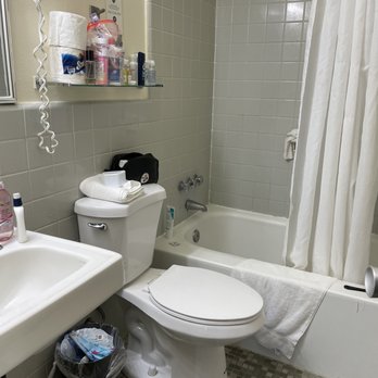 Hotel Melia - The bathroom, extremely small but we could deal with that. - Hotels Near Me - Ponce, Puerto Rico Hotel Melia - The bathroom, extremely small but we could deal with that. - Hotels Near Me - Ponce, Puerto Rico