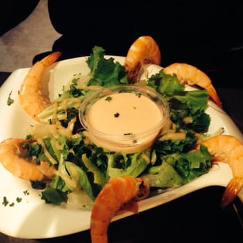 Le Casablanca - Bouquet de crevettes et sa sauce cocktail - Restaurants Near Me - Argelès Sur Mer, 66 Le Casablanca - Bouquet de crevettes et sa sauce cocktail - Restaurants Near Me - Argelès Sur Mer, 66