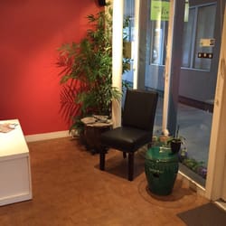 Aranda Salon