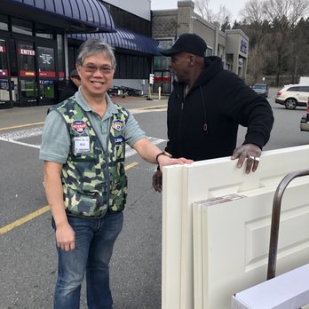 Lowe's Home Improvement - Hardware Stores Near Me - Tukwila, Washington