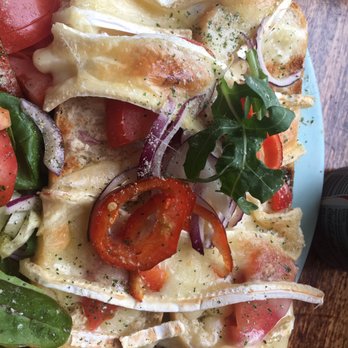 Broodje Bert - Bre and Tomato - Breakfast & Brunch Near Me - Amsterdam, New Hampshire