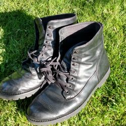 Renewed dress boots from the top.
