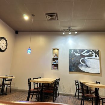 Buzzbru Brigham City - Indoor seating - Coffee & Tea Near Me - Brigham City, Utah Buzzbru Brigham City - Indoor seating - Coffee & Tea Near Me - Brigham City, Utah