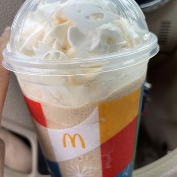 McDonald's - A sad lg frappe w/o the xtra drizzle I paid for - Burgers Near Me - Plant City, Florida
