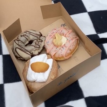 Hook And Press Donuts - Peanut Butter Chocolate Old Fashioned, Banana Creampie, and Animal Cracker Donuts - Donuts Near Me - Santa Barbara, California Hook And Press Donuts - Peanut Butter Chocolate Old Fashioned, Banana Creampie, and Animal Cracker Donuts - Donuts Near Me - Santa Barbara, California