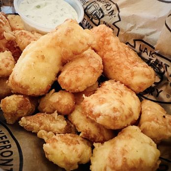 Lakefront Brewery - Cheese curds - Breweries Near Me - Milwaukee, Wisconsin Lakefront Brewery - Cheese curds - Breweries Near Me - Milwaukee, Wisconsin