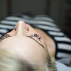 Caroline Rose Brows and Lashes - Ombre lashes