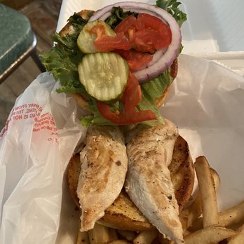 London's Sports Bar - Supposedly a grilled chicken sandwich - Sports Bars Near Me - Tullahoma, Tennessee London's Sports Bar - Supposedly a grilled chicken sandwich - Sports Bars Near Me - Tullahoma, Tennessee