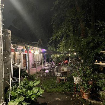 Kasbah Garden Cafe - outdoor seating area at night - Middle Eastern Near Me - New Haven, Connecticut Kasbah Garden Cafe - outdoor seating area at night - Middle Eastern Near Me - New Haven, Connecticut