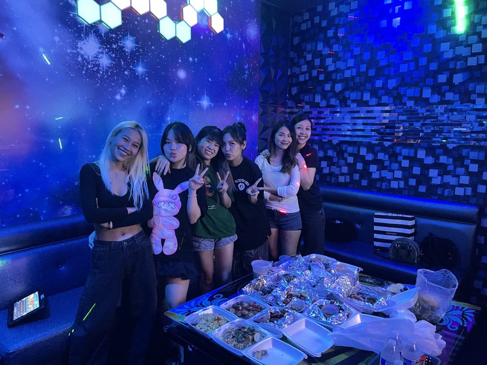 MAXIM KARAOKE Updated October 2024 99 Photos & 62 Reviews 15358