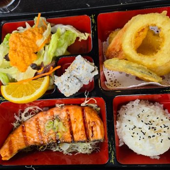 Sushi Gato - Teriyaki salmon bento - Sushi Bars Near Me - San Diego, California