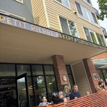 Petit Pierre Bakery - Cute cafe - Bakeries Near Me - Seattle, Washington Petit Pierre Bakery - Cute cafe - Bakeries Near Me - Seattle, Washington