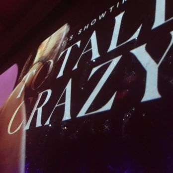 Le Crazy Horse - Cabaret Near Me - Paris, 75