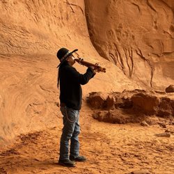 Monument Valley Tribal Tours - Travis' flute solo on his hand crafted flute.