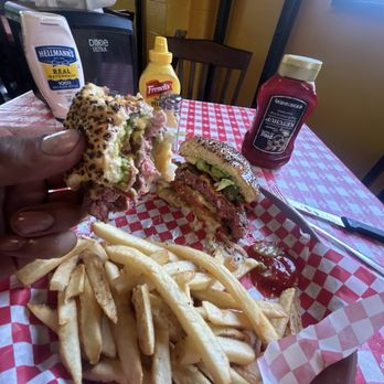 Chip's Old Fashioned Hamburgers - Burger and fries - Burgers Near Me - Dallas, Texas