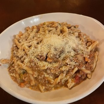 Parlor Bar & Kitchen - Gemelli bolognese - Bars Near Me - Newport, Rhode Island