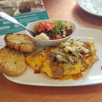 Another Broken Egg Cafe - Seared scallop omlete with city grits - Cafes Near Me - Orange Beach, Alabama Another Broken Egg Cafe - Seared scallop omlete with city grits - Cafes Near Me - Orange Beach, Alabama
