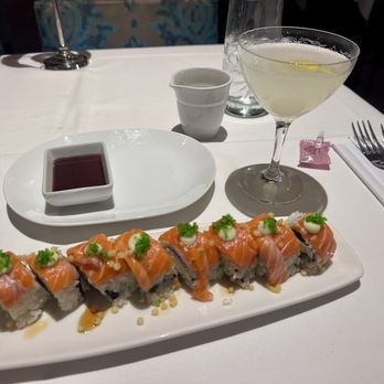 Eddie V's Prime Seafood - Sushi special and lychee martini - Seafood Near Me - Tampa, Florida Eddie V's Prime Seafood - Sushi special and lychee martini - Seafood Near Me - Tampa, Florida