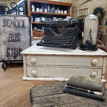 Twig - Used, Vintage & Consignment Near Me - Andover, Ohio