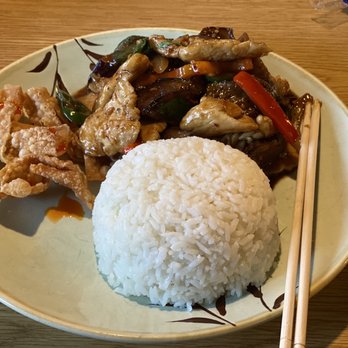 Nanking Bistro - chicken, eggplant and basil lunch - Chinese Near Me - Danville, California Nanking Bistro - chicken, eggplant and basil lunch - Chinese Near Me - Danville, California