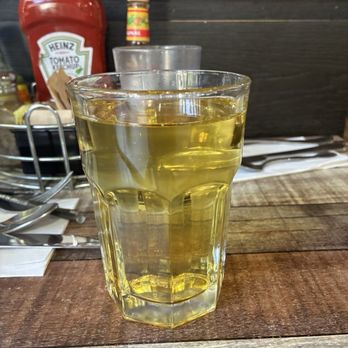 Doyle Street Cafe - Apple Juice - Breakfast & Brunch Near Me - Emeryville, California