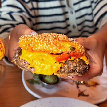 Bluberry Social - All American Cheeseburger (Instagram: foodwithbros) - Breakfast & Brunch Near Me - Irvine, California Bluberry Social - All American Cheeseburger (Instagram: foodwithbros) - Breakfast & Brunch Near Me - Irvine, California