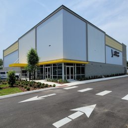 Exterior photo of Safeguard Self Storage - Seffner, Florida Exterior photo of Safeguard Self Storage - Seffner, Florida