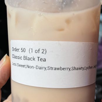 Mama's Haus Tea & Boba - Strawberry tea with jelly and boba - Bubble Tea Near Me - Temecula, California Mama's Haus Tea & Boba - Strawberry tea with jelly and boba - Bubble Tea Near Me - Temecula, California