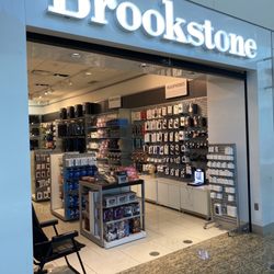 Brookstone - Entrance