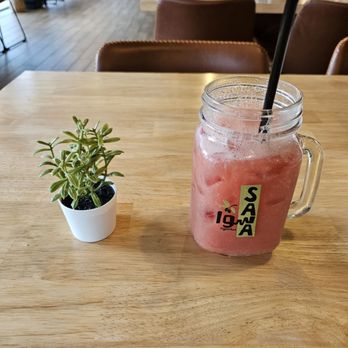 Sawa Mediterranean Restaurant & Buffet - Guava juice - Buffets Near Me - Denver, Colorado
