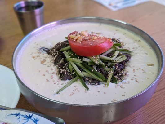 Sisters Dumpling by null