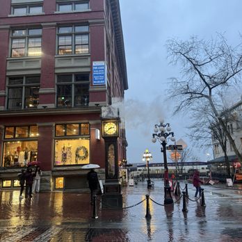 Gastown Steam Clock - Landmarks & Historical Buildings Near Me - Vancouver, British Columbia Gastown Steam Clock - Landmarks & Historical Buildings Near Me - Vancouver, British Columbia