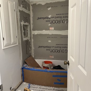 EP Remodeling Services - Durock up and tile installed. This picture is out of order. - Countertop Installation Near Me EP Remodeling Services - Durock up and tile installed. This picture is out of order. - Countertop Installation Near Me