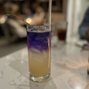 ARLO - Queen Bee cocktail - New American Near Me - San Diego, California ARLO - Queen Bee cocktail - New American Near Me - San Diego, California