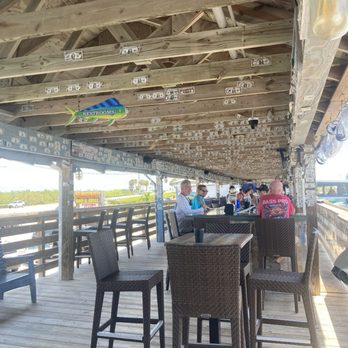 Wahoo's Bar & Grill - Outside eating area - Seafood Near Me - Islamorada, Florida Wahoo's Bar & Grill - Outside eating area - Seafood Near Me - Islamorada, Florida