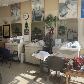 Hot Nails - Inside of the nail salon - Nail Salons Near Me - Chula Vista, California Hot Nails - Inside of the nail salon - Nail Salons Near Me - Chula Vista, California