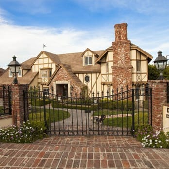 RE/MAX One - Real Estate Services Near Me - Northridge, California RE/MAX One - Real Estate Services Near Me - Northridge, California