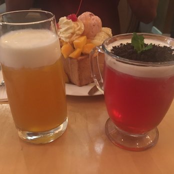 Prince Tea House - Passionfruit green tea and potted foam rose green tea - Tea Rooms Near Me - Flushing, New York