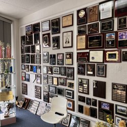 Vina Engraving & Trophies