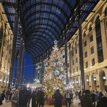 Hay's Galleria - Shopping Centers Near Me - London, XGL Hay's Galleria - Shopping Centers Near Me - London, XGL