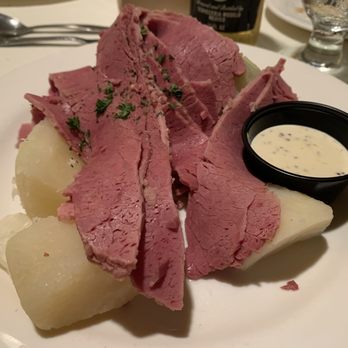 Shandon Court - Corned beef and cabbage. The corned beef was decent though underneath it was a flavorless piece of cabbage. Meh to the cabbage! - Irish Near Me - East Islip, New York Shandon Court - Corned beef and cabbage. The corned beef was decent though underneath it was a flavorless piece of cabbage. Meh to the cabbage! - Irish Near Me - East Islip, New York