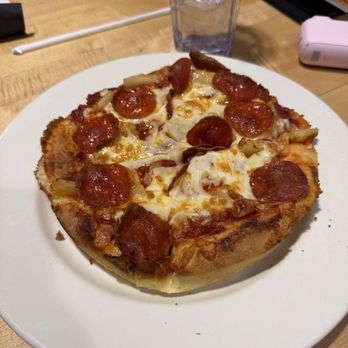 Old Chicago Pizza + Taproom - Pizza Near Me - Independence, Missouri