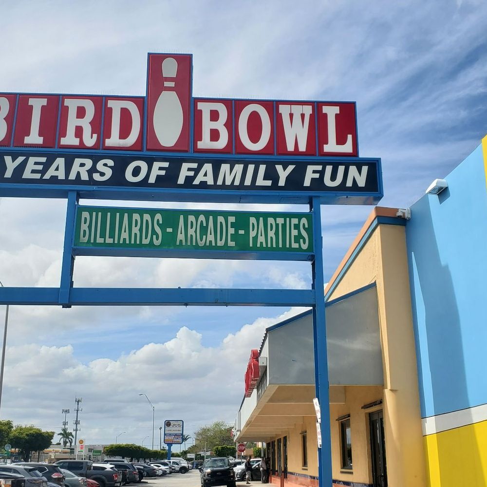 Bird Bowl - Outside - Bowling Near Me - Miami, Florida