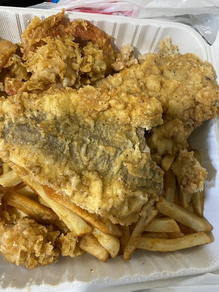 GREAT WHITE SEAFOOD Updated October 2024 563 E Tremont Ave, The